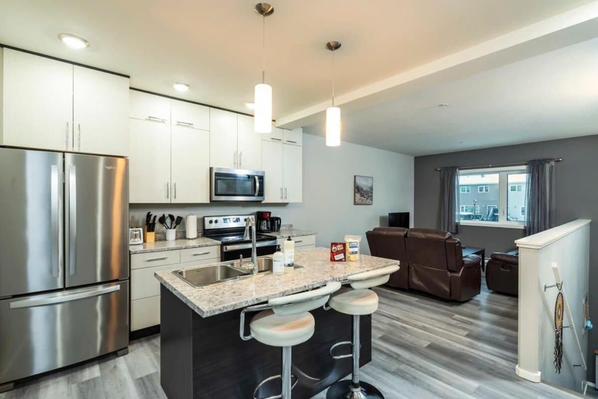 Nn - The Wanderoo - Riverdale 3-Bed 2 5-Bath Whitehorse Kültér fotó